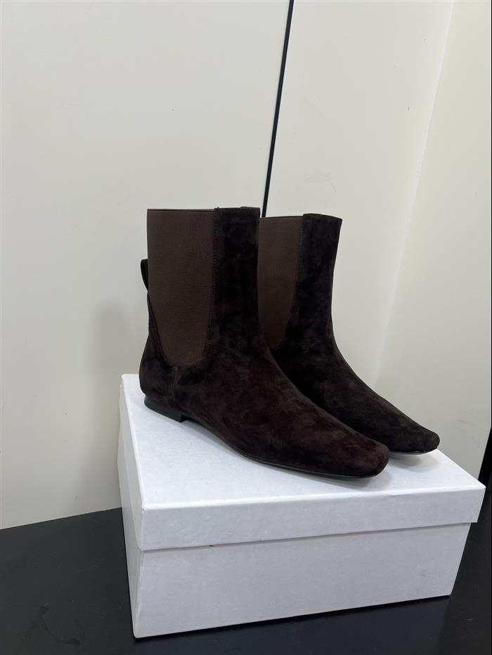 20251128174314781 370